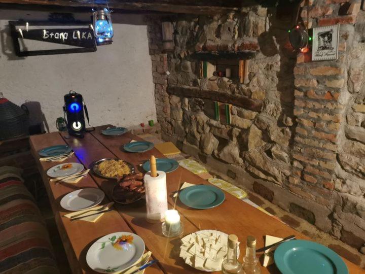 Ivona - Kuca Za Odmor Perusic - Stara Lika Apartman Kültér fotó