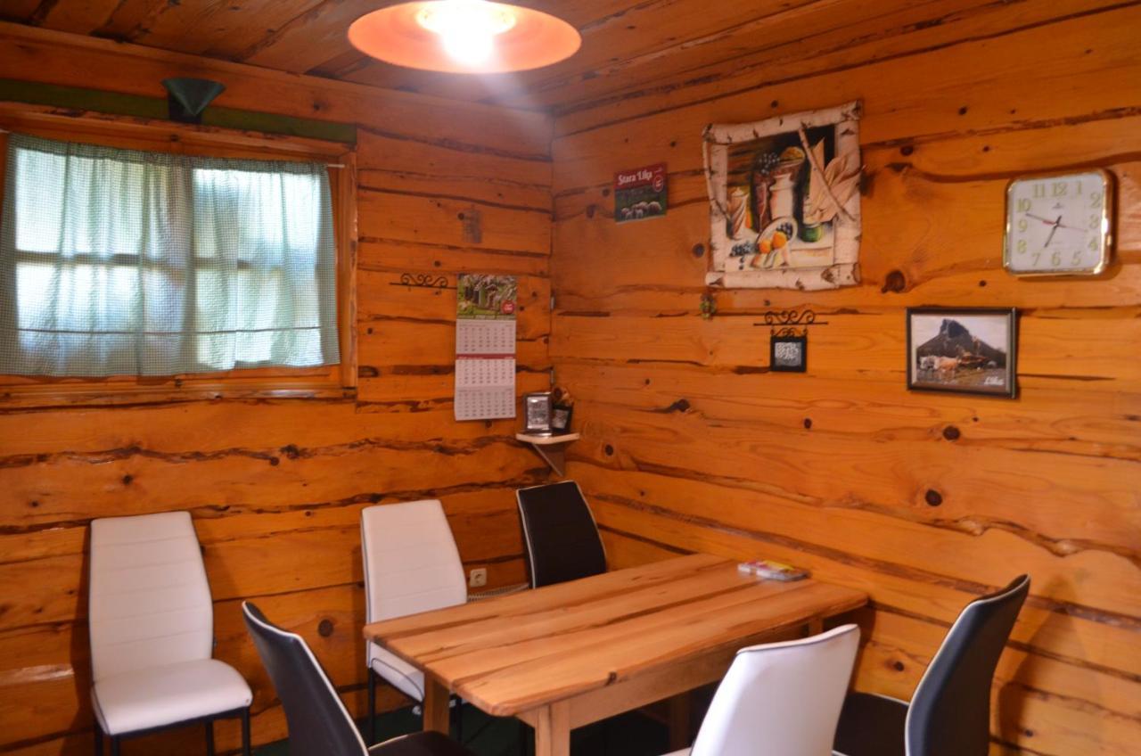 Ivona - Kuca Za Odmor Perusic - Stara Lika Apartman Kültér fotó